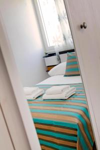 Postel nebo postele na pokoji v ubytování Modern 2-Bed Apt, Late check in available