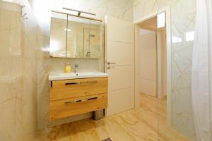 Koupelna v ubytování Modern 2-Bed Apt, Late check in available