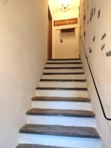 Fotografie z fotogalerie ubytování Charmant appartement dans l’Ancienne Mairie v destinaci Saint-Laurent-le-Minier