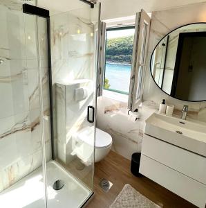 ห้องน้ำของ Lučica, Luxury Rooms By the Sea