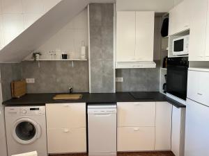 Φωτογραφία από το άλμπουμ του Top-floor apartment with 65 m2 sun terrace, renovated kitchen and bathroom σε Gran Alacant +15 φωτογραφίες