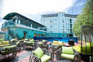 Bangunan di mana terletaknya hotel