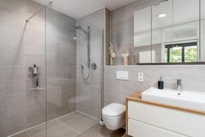 Ảnh trong thư viện ảnh của CASsEL LOFTSs - Comfort Apartment - barrierefrei - 112qm offenes Wohnen - große Terrasse ở Kassel +16 ảnh