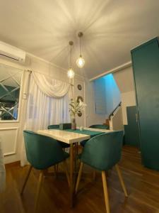 当格浪Aleena's Guesthouse BSD City的相册照片