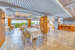 Restaurace v ubytování Numa Port Hotel