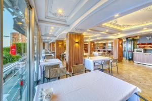 Restaurace v ubytování Numa Port Hotel