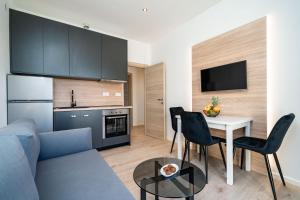 Kuchyň nebo kuchyňský kout v ubytování Bacan Serviced Apartments