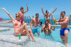 Hosté ubytování Temptation at The Tower Cancún Resort - All Inclusive - Adults Only