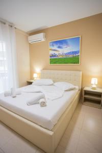 Photo de la galerie de l'établissement Jordan`s Hotel, à Vlorë 64 autres photos