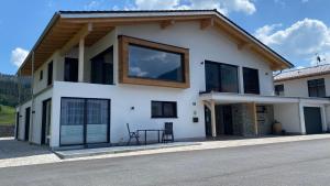 Budynek, w którym mieści się apartament