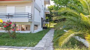 Zahrada ubytování Apartment 45m2 in Asprovalta