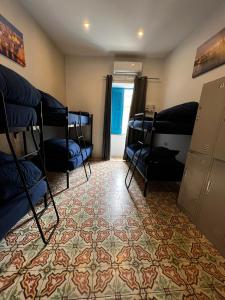 Bookarest Hostel Malta的休息区