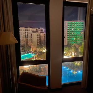 The swimming pool at or close to ROYAL BEACH & APARTAMENT