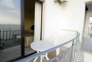 Balkón nebo terasa v ubytování Hotel L'Approdo