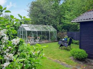 Holiday home Bindslev XVI外面的花园