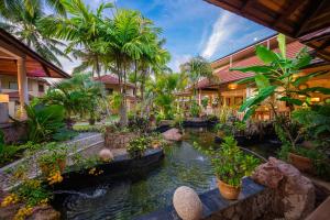 Сад в Hotel Le Duc de Praslin