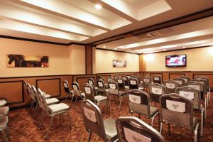 TV a/nebo společenská místnost v ubytování Arya Hotel Sakarya