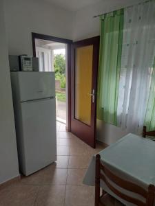 Køkken eller tekøkken på Apartman DANA