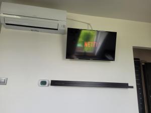 Televízia a/alebo spoločenská miestnosť v ubytovaní Apartament Pod Radiostacją -Gliwice Tarnogórska, parking free, klimatyzacja