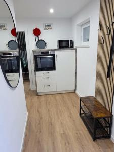 Η κουζίνα ή μικρή κουζίνα στο Bei den Reymann´s +2 φωτογραφίες