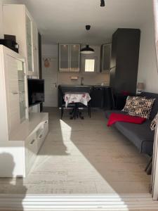 Kuchyňa alebo kuchynka v ubytovaní Residencia MIRAPUERTO