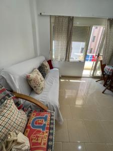 Posedenie v ubytovaní Enjoy Travel Durres Beach Apartment