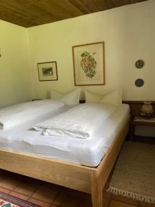 Łóżko lub łóżka w pokoju w obiekcie Ferienwohnung Zita Weber