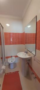 Koupelna v ubytování Guesthouse Veríssimo