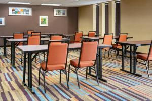 Konferenční prostory v ubytování Chester Inn & Suites