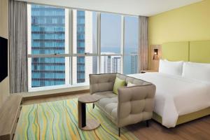 Element by Westin City Center Dohaにあるベッド