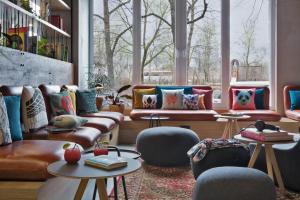 Posezení v ubytování MOXY Berlin Humboldthain Park