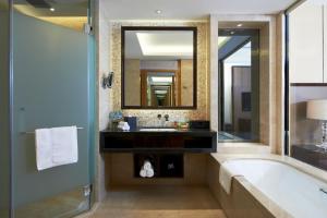Koupelna v ubytování Four Points by Sheraton Langfang, Gu'an