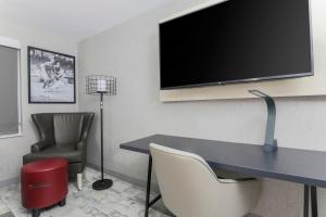 Gallery image of Four Points by Sheraton Amarillo Central in Amarillo +17 photos