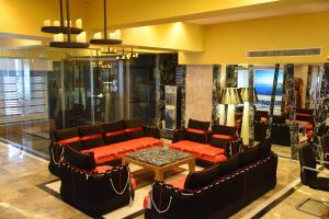 Posezení v ubytování Kingship Hotel Kaohsiung Inter Continental + 30 fotografií
