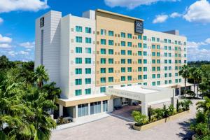 una representación del hotel de playa de Sheraton miami en AC Hotel by Marriott Orlando Lake Buena Vista, en Orlando