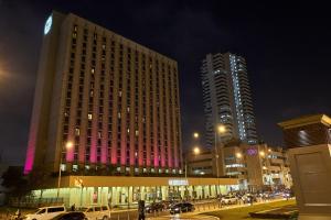O edifício em que o hotel se localiza