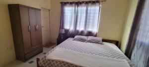 Gallery image of Lord's Hands Guesthouse Hotel in Winneba