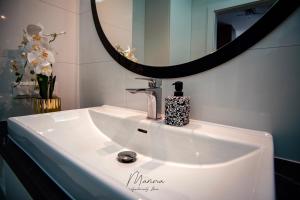 Kúpeľňa v ubytovaní Marina Apartament 13 Iława - z prywatnym miejscem parkingowym