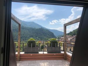 Gallery image of Savoia Terrace with Mountain View in Taceno