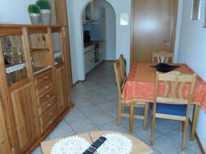 Kuchyň nebo kuchyňský kout v ubytování Gästehaus Hoffmann