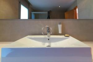 Fotografie z fotogalerie ubytování VILLA MANILA - Sa Riera Secluded, Modern, Sea views v destinaci Begur