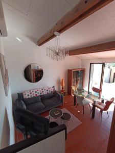 Posezení v ubytování Villa 3 chambres vue mer Valcros