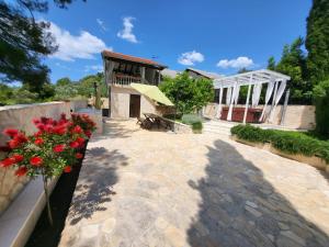 Zahrada ubytování Villa Roko - Luxury Villa 60m from beach!