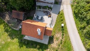 Zgradba, v kateri se nahaja apartma