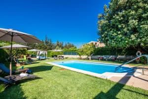 Bazén v ubytovaní Ideal Property Mallorca - Finca Alegre alebo v jeho blízkosti