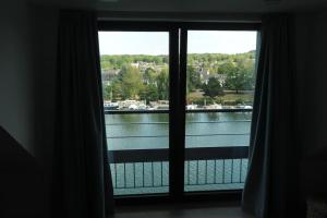 那慕尔Logement en bord de Meuse, vue exceptionnelle!的相册照片