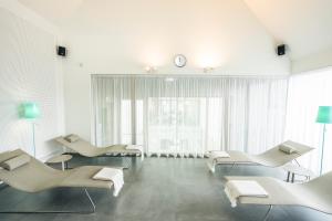 A seating area at MÖRWALD Relais & Châteaux Hotel am Wagram