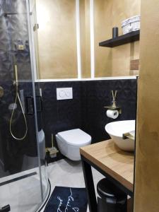 Kamar mandi di Goldie