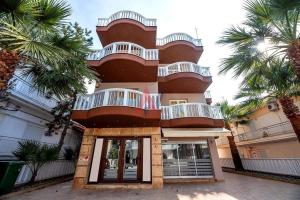 Budova, v ktorej sa apartmánový hotel nachádza