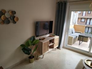 Fotografie z fotogalerie ubytování Marina Casares Suites, amazing 1 bedroom apartment, 50 metres from the beach v destinaci San Luis de Sabinillas